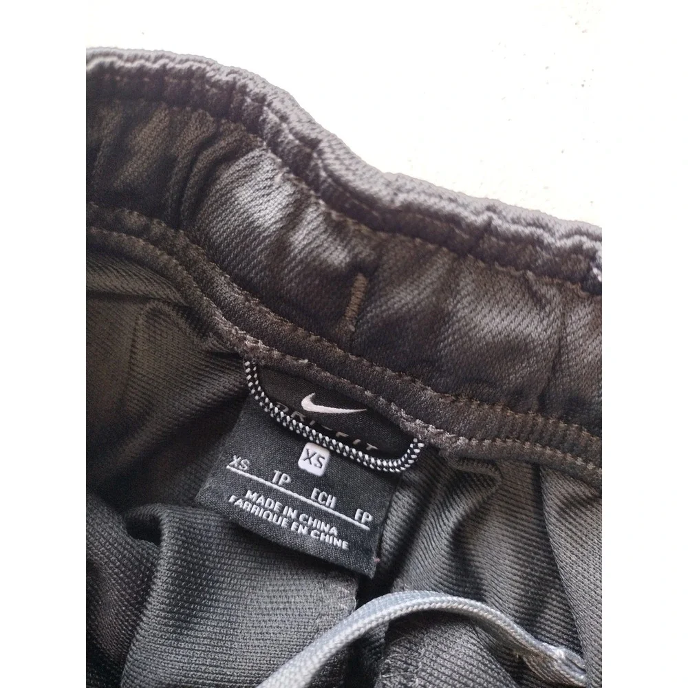 Nike Dri-FIT Kids XS Gray Black Side Stripe Athletic Track Pants‎ Joggers